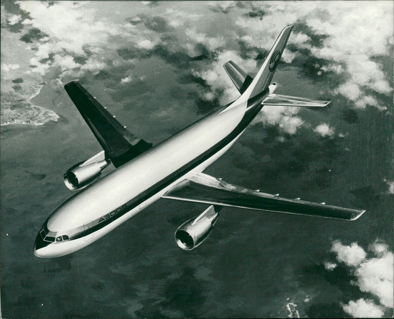 Aircraft: A 300 Airbus - Vintage Photograph