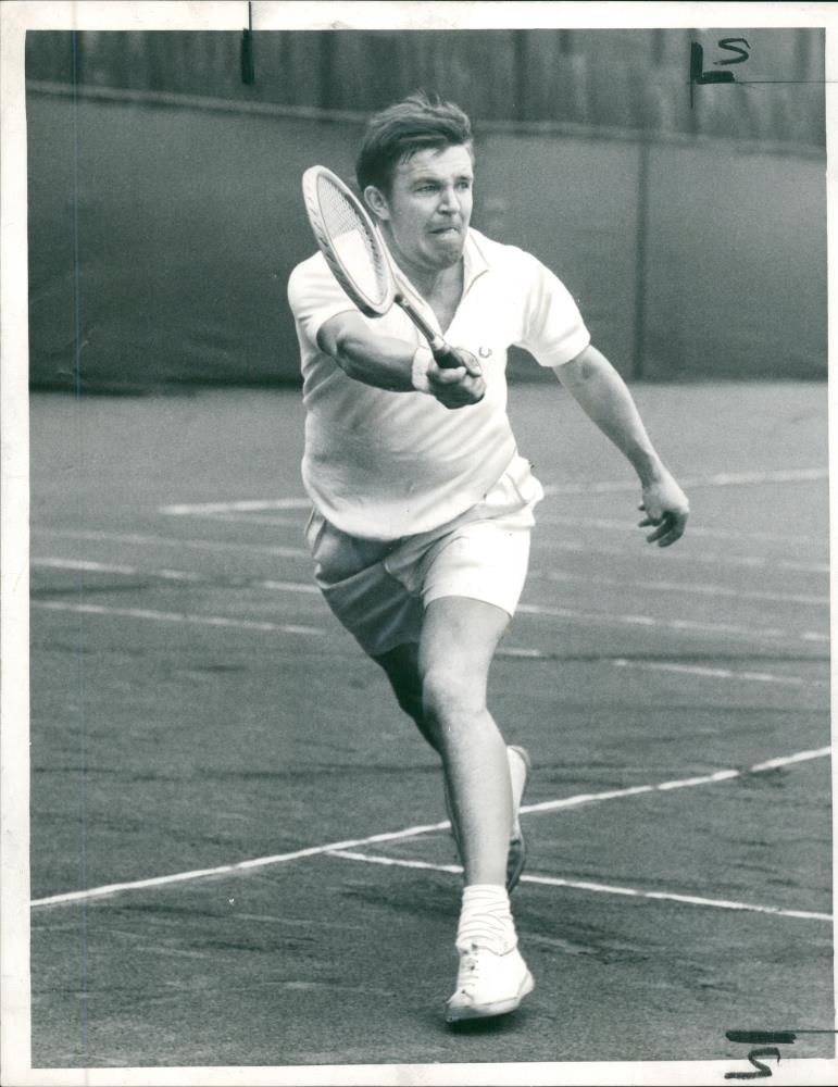 Roger Becker British tennis player. - Vintage Photograph