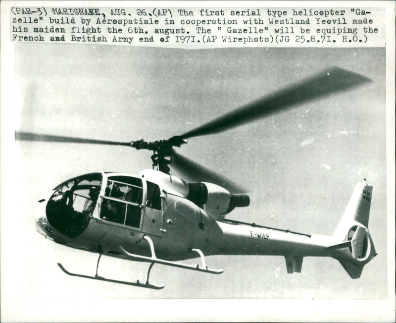 The first serial type helicopter gazelle build by aerospatiale in cooperation with westland yeovil. - Vintage Photograph