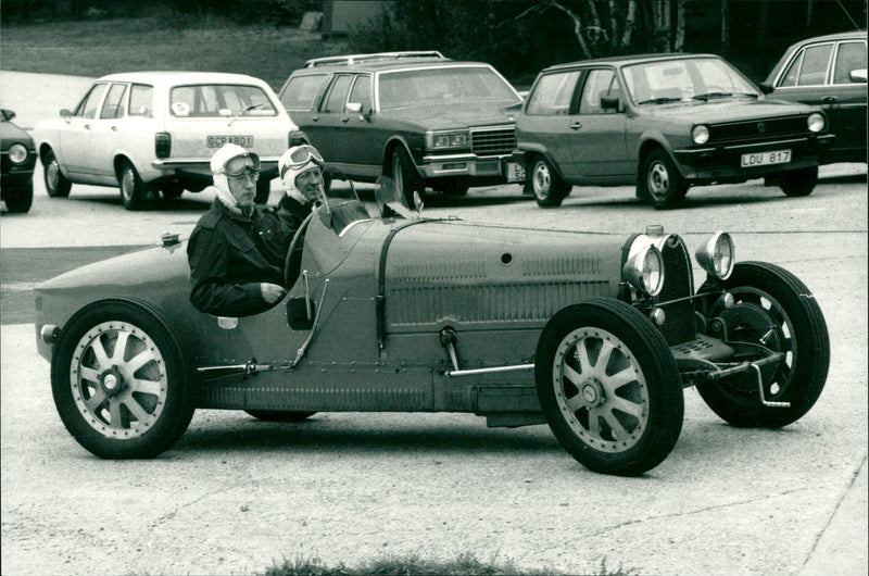 The cars. Bugatti - Vintage Photograph