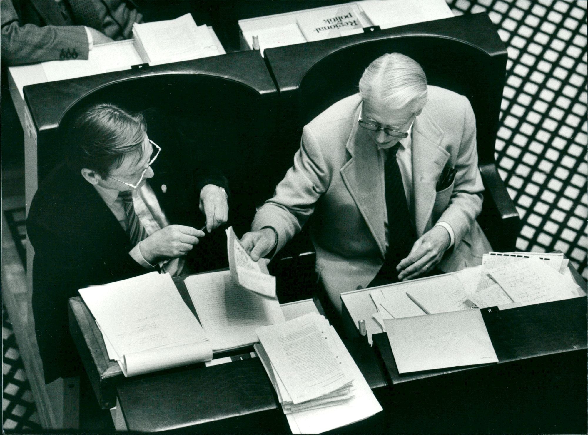Olof Palme, Swedish Prime minister, together with Gösta Bohman who ret