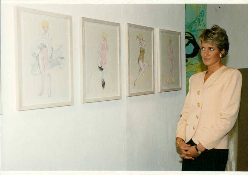 Princess Diana Look-alike - Vintage Photograph