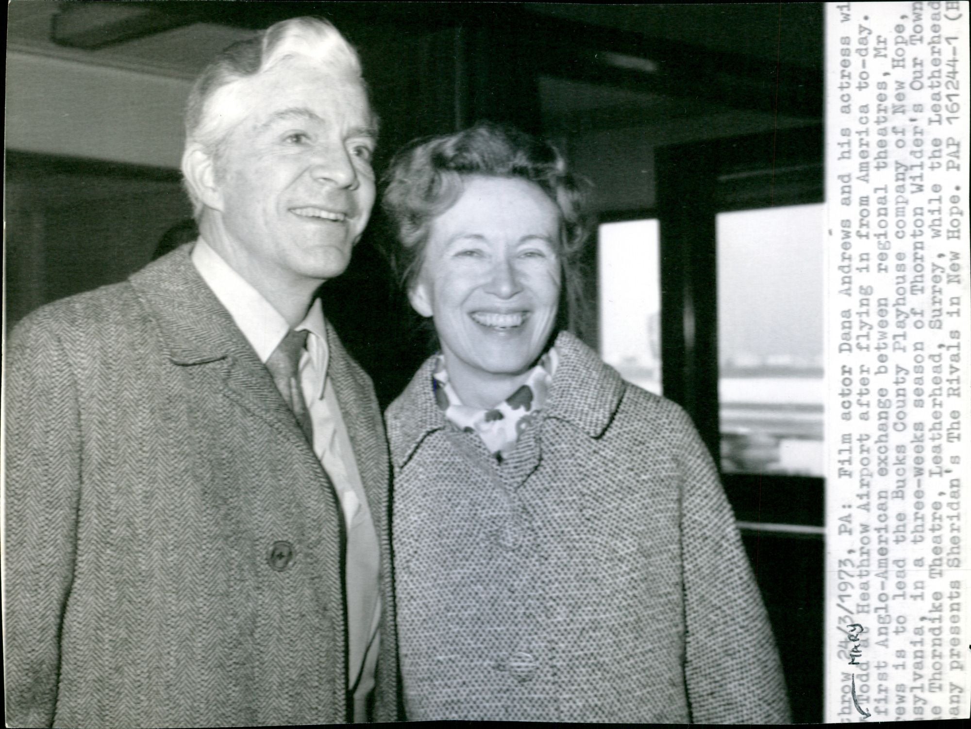 Dana Andrews and Mary Todd - Vintage Photograph, image size:2000x1502