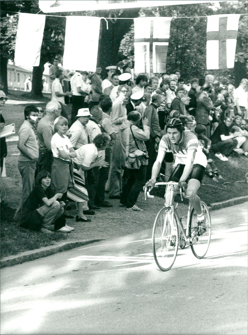 Toni Wilkes, Cyclist. - Vintage Photograph