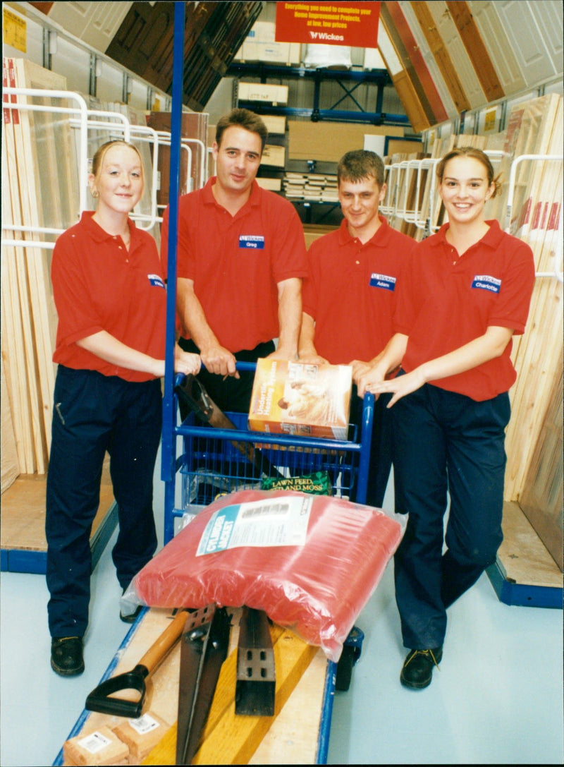 WWickes 2 CA AWAS MOSS N FEED
Greg Ryan , manager , Wickes St Alban's Store with - Vintage Photograph