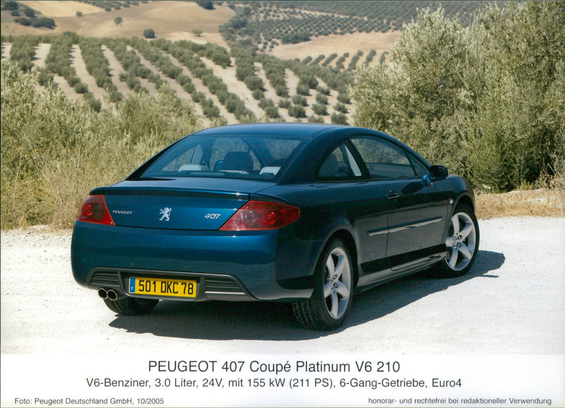 Peugeot 407 Coupé Platinum V6 210 - Vintage Photograph