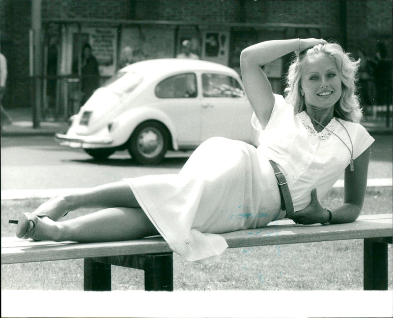 1977 - STAVINS MARY MISS WORLD AUGUST, LONDON, SWEDISH - Vintage Photograph