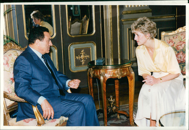 HRH The Princess of Wales, Princess Diana, talks with President of Cairo during her Royal Tour of Egypt, May 10-15, 1992. - Vintage Photograph