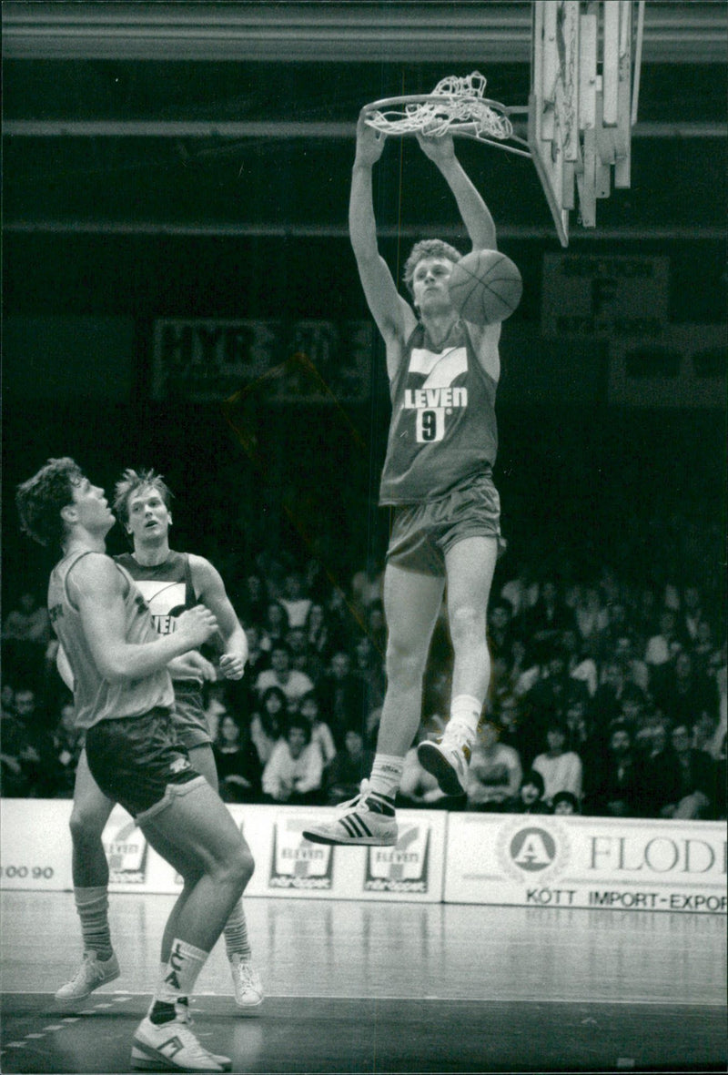 Basket player Olof Johnson - Vintage Photograph