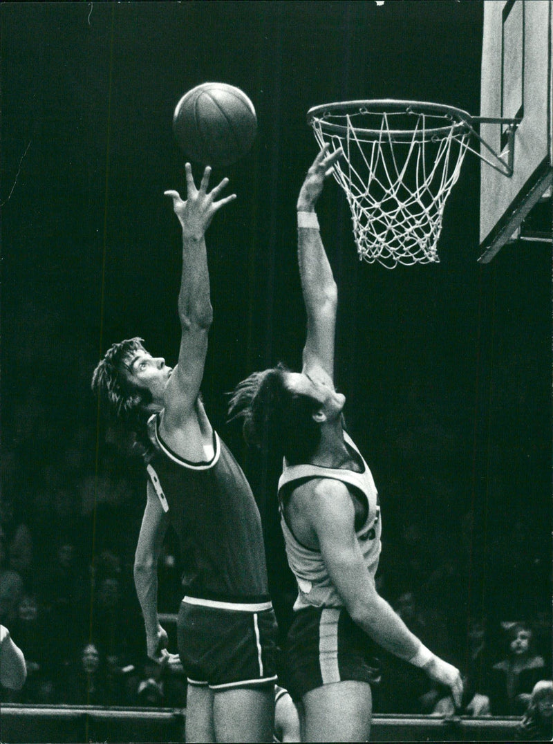 Alvik basketball player Kjell Gunnå - Vintage Photograph