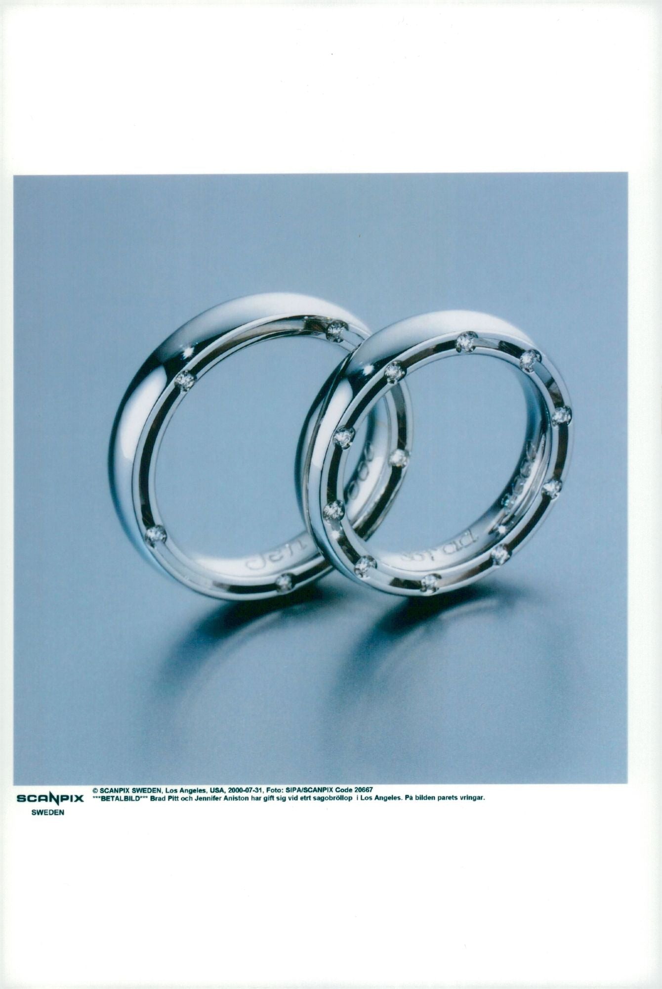 Brad Pitt and Jennifer Aniston's wedding Vintage Photogra