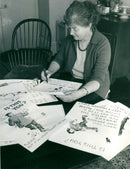 Lilian Buchanan - Vintage Photograph