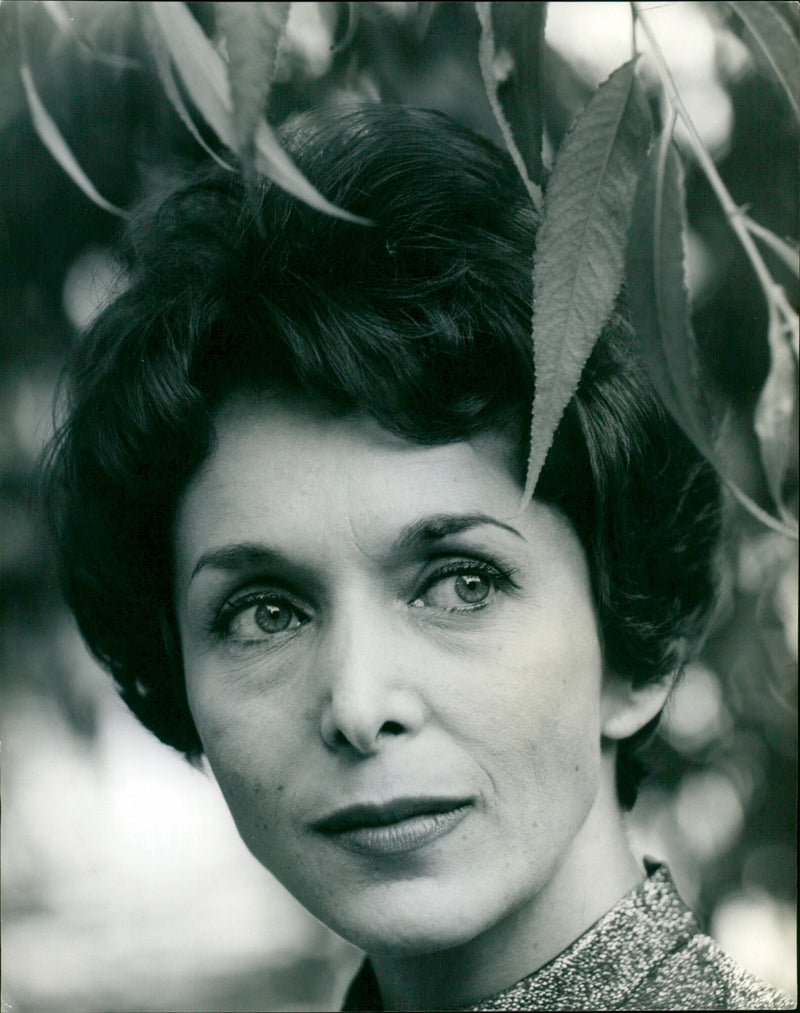 Maxine Audley - Vintage Photograph