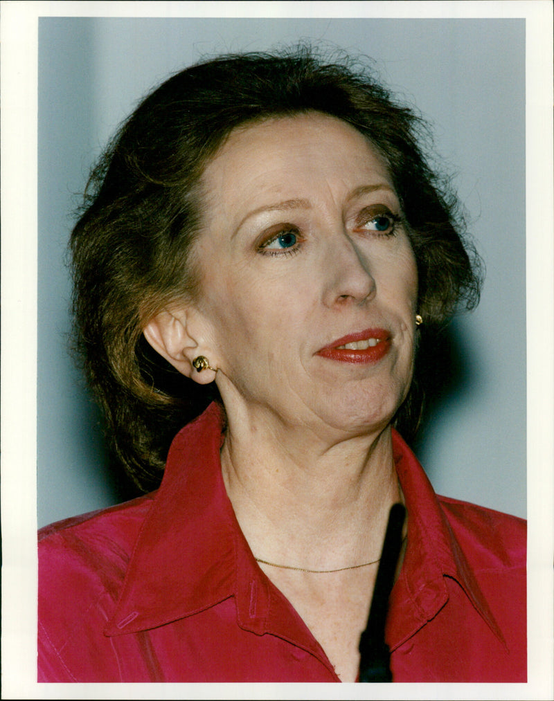 Margaret Beckett - Vintage Photograph