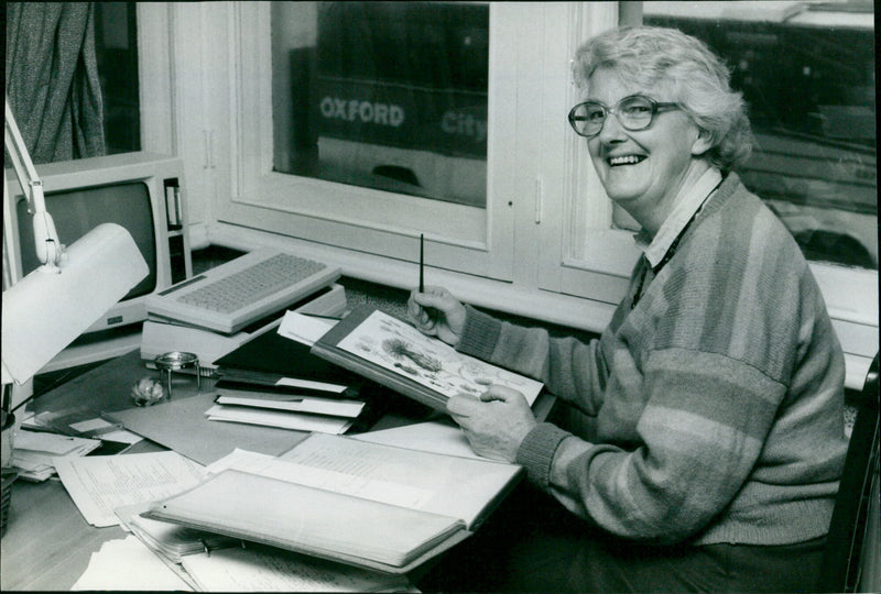Elspeth Beckett - Vintage Photograph