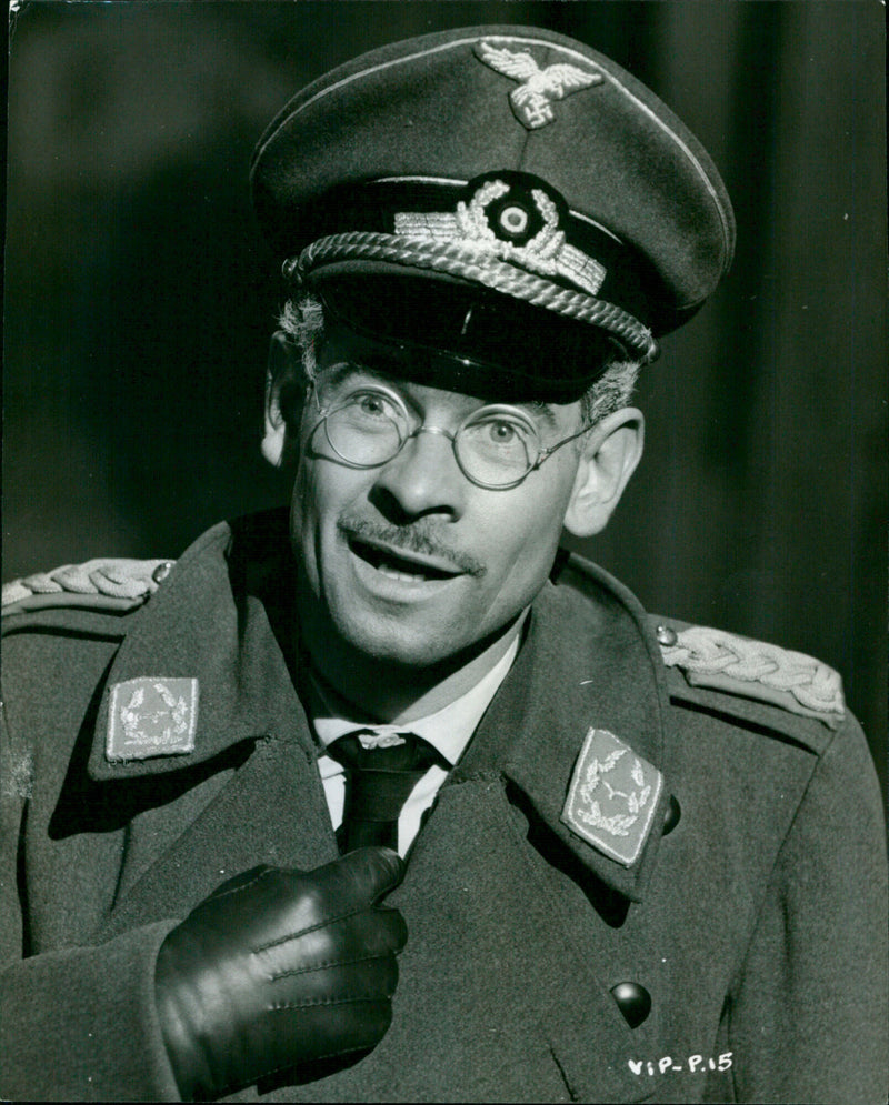 Stanley Baxter - Vintage Photograph