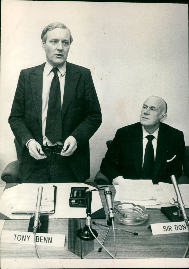 Tony Benn - Vintage Photograph