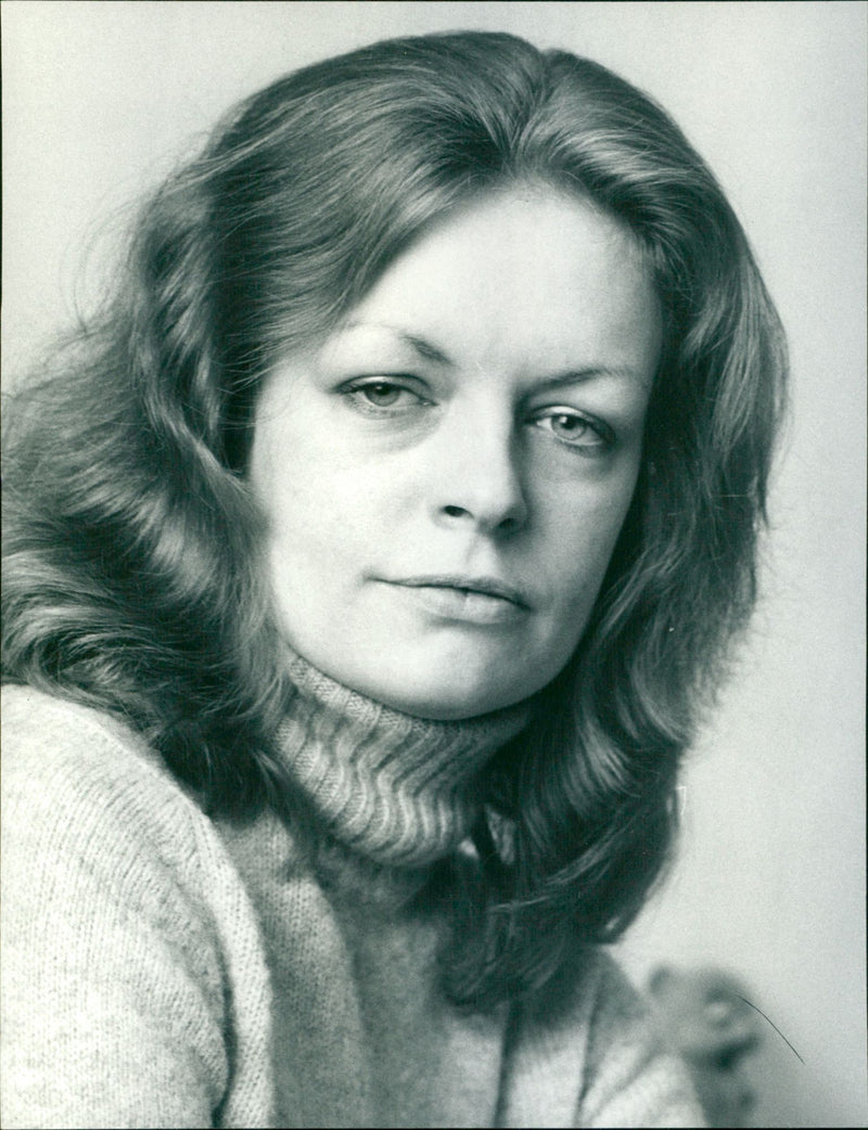 Rose Bennett - Vintage Photograph