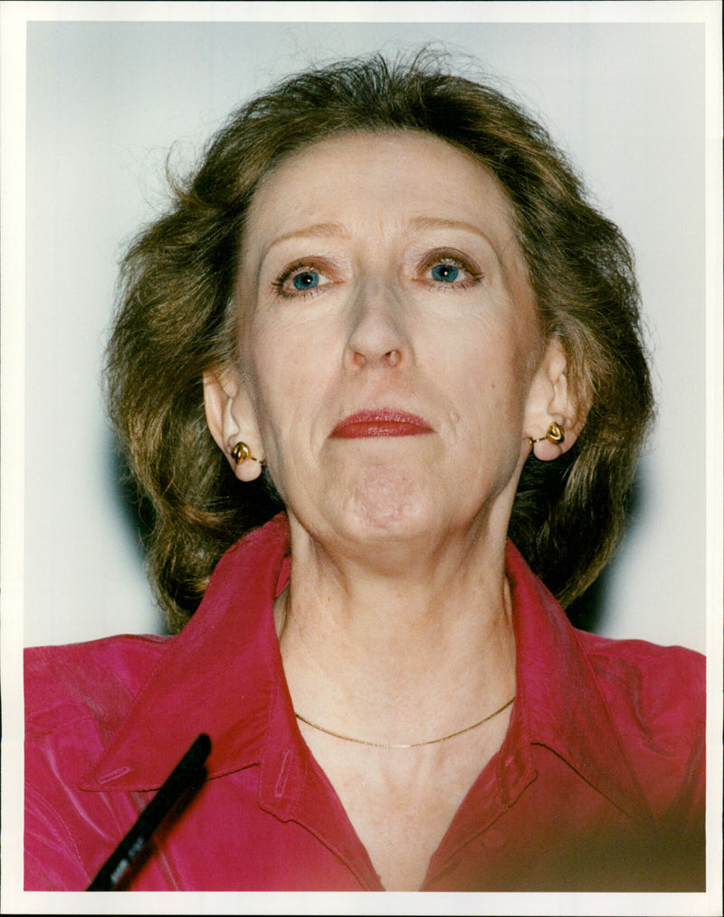 Margaret Beckett - Vintage Photograph