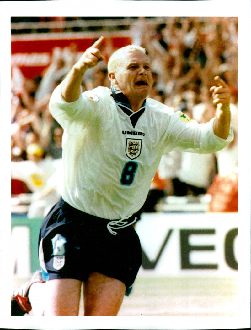 Paul Gascoigne - Vintage Photograph