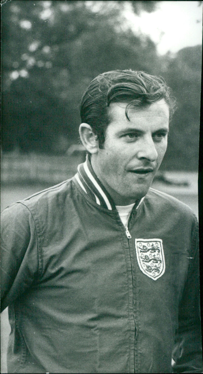 Alan Mullery - Vintage Photograph