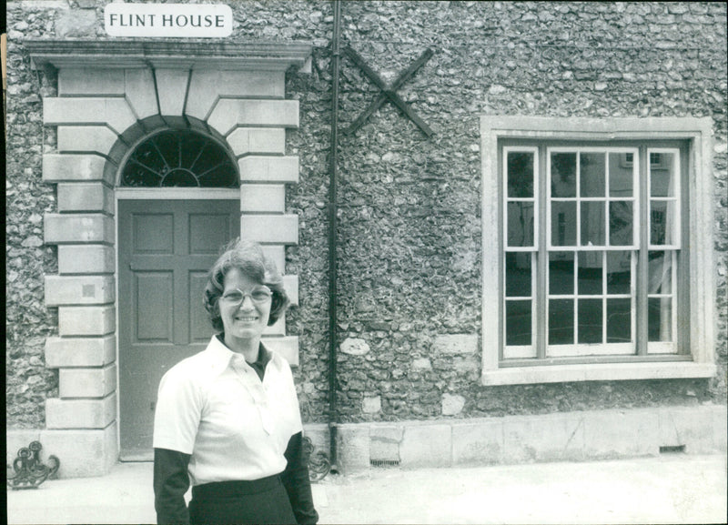 Linda Aldridge - Vintage Photograph