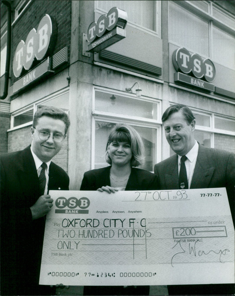 Dave Barnhill,  Kath Nesbitt & Mick Woodley - Vintage Photograph