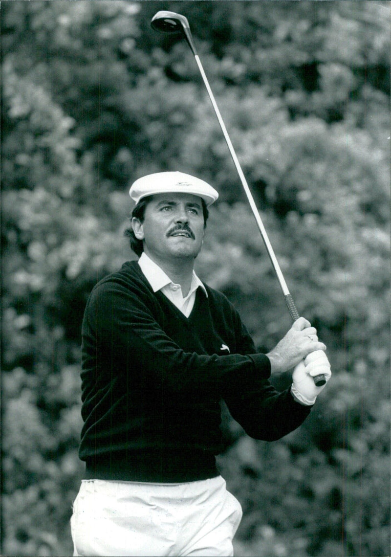 Mark McNulty, Zimbabwe-born professional golfer - Vintage Photograph