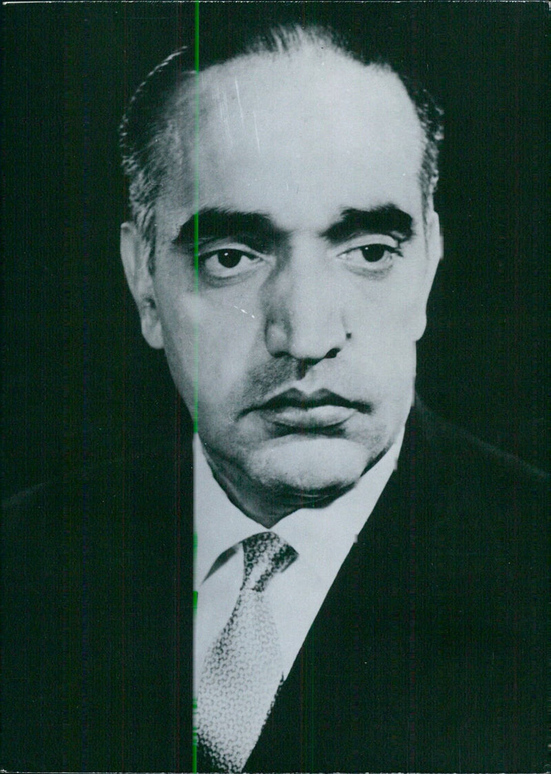 Afghan politicians: MOHAMMED HASHEM MAIWONDWAL Prime Minister of the Government of Afghanistan. - Vintage Photograph