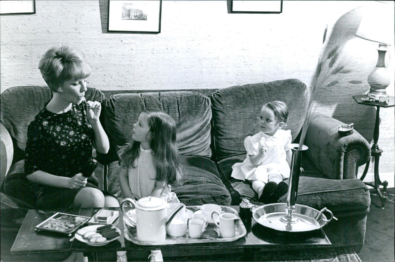 Petula Clark with a telephone - Vintage Photograph