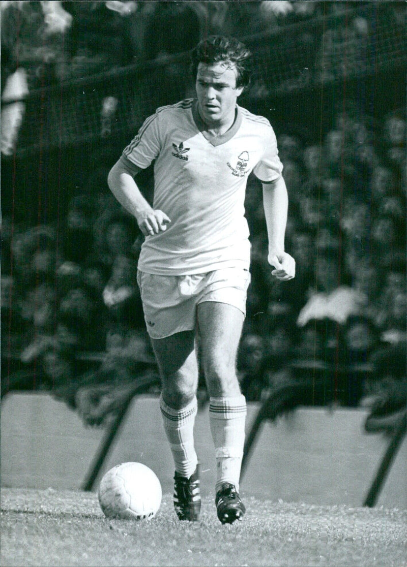 John Robertson, Scottish international squad member and winger for Nottingham Forest - Vintage Photograph