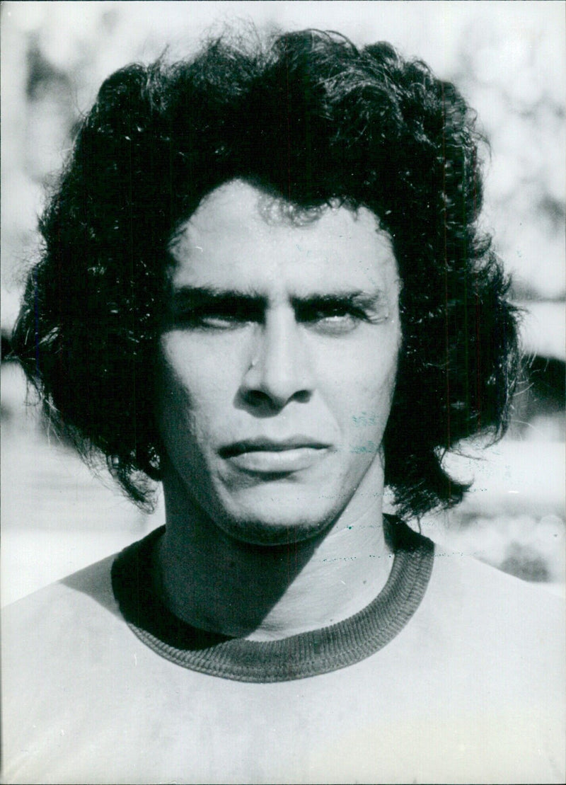 Roberto "Dinamite" - Brazilian Footballer - Vintage Photograph