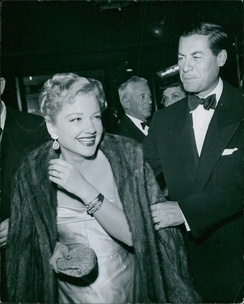 Ann Baxter at Fox premiere after being dropped from the 20th Fox Lot - Vintage Photograph