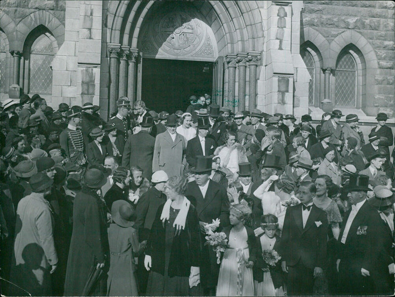 Ruperen AB Birling, Juss Opera singer, his wedding on June 3rd at the Oscar Church. - Vintage Photograph