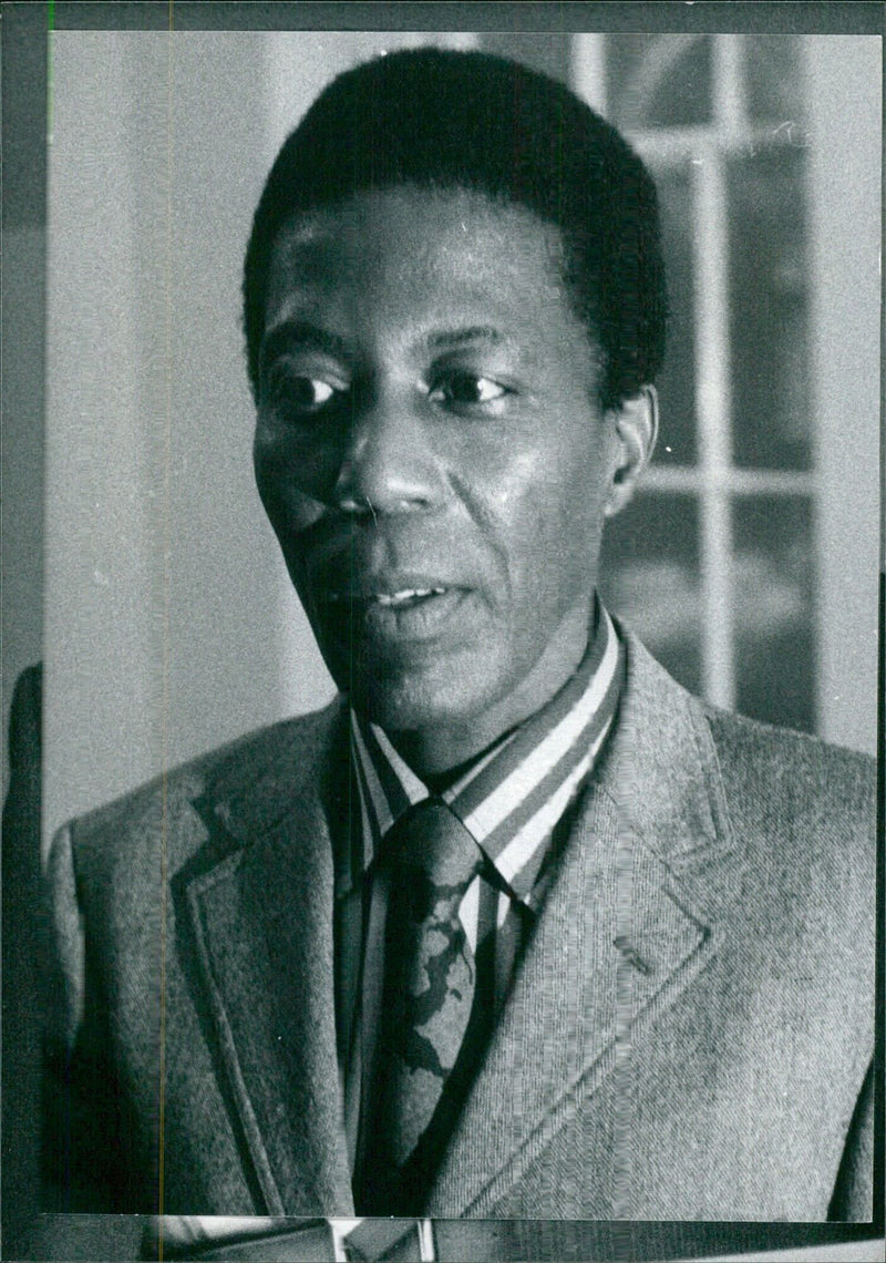 ALFRED NZO OPS - Vintage Photograph