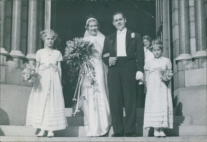 A picture of Jussi Bjorling, a famous opera singer from Sweden. - Vintage Photograph