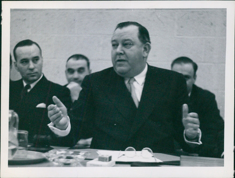 Statement by Secretary-General Trygve Lie on the question of the representation of China - Vintage Photograph