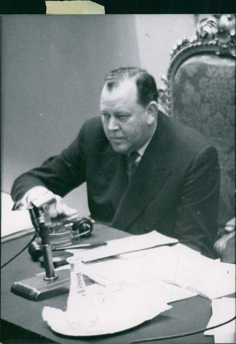 Resignation of Trygve Lie, Secretary-General of the United Nations - Vintage Photograph