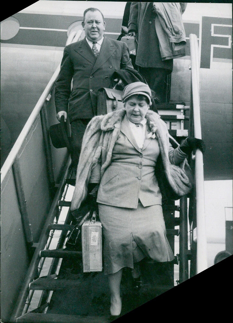 Arrival of the Secretary General of the UN in Paris - Vintage Photograph