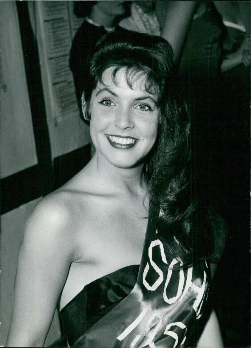 20-year-old Linda Clarke, Miss Soho for the 1957 Soho Fair. - Vintage Photograph