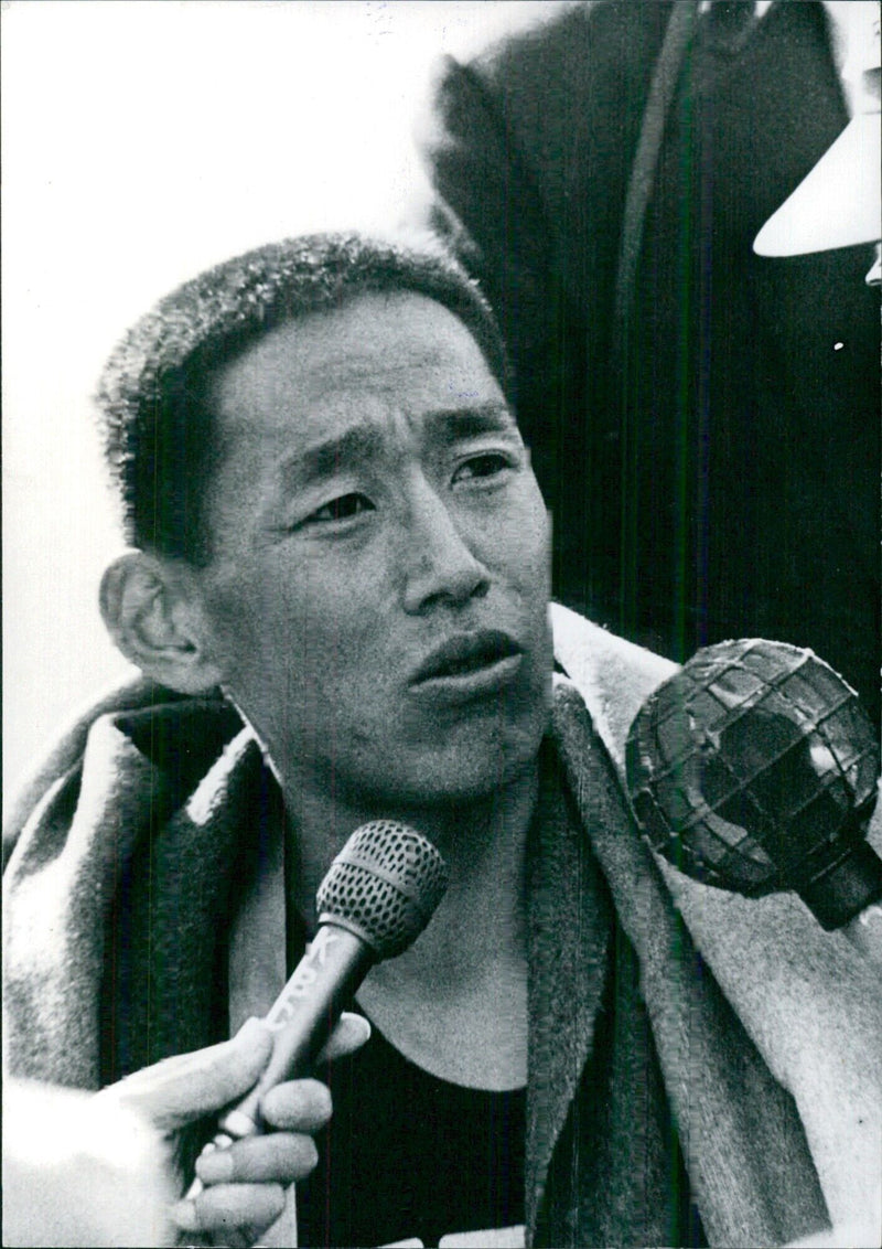 KENJI KIMIHARA, Leading Japanese marathon runner - Vintage Photograph