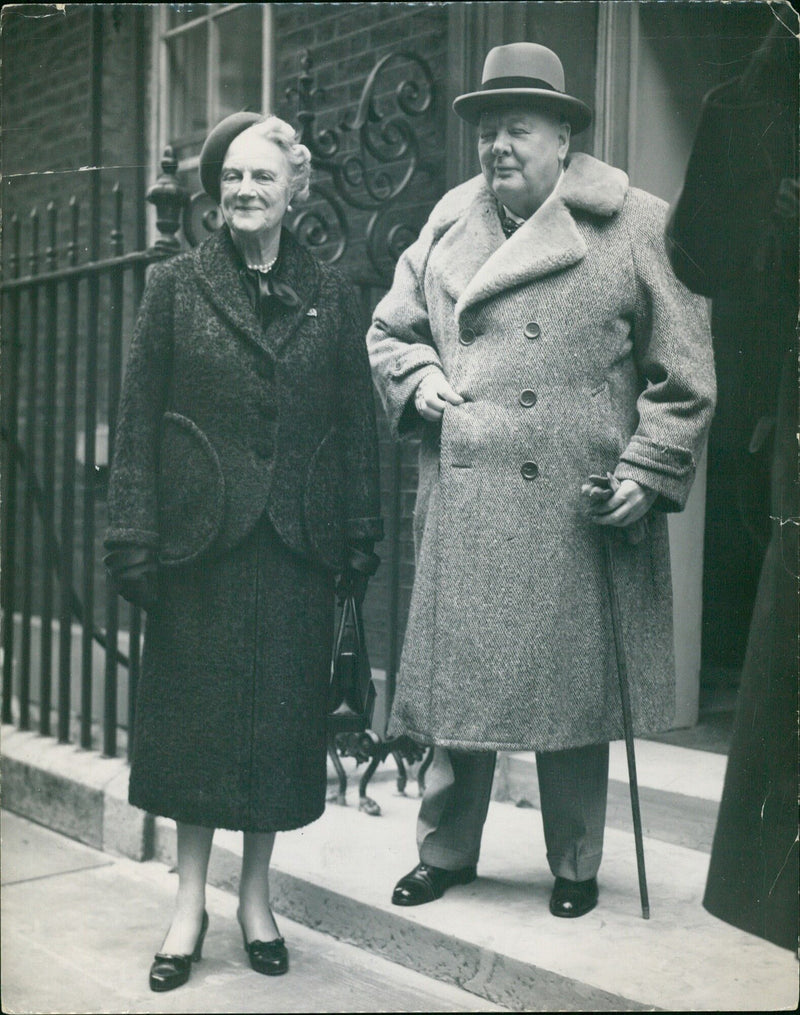 Winston Churchill goes to the races - Vintage Photograph