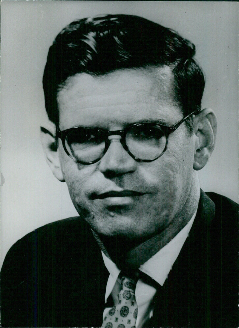 JOHN PALFREY Commissioner of the U.S. Atomic Energy Commission, Washington. - Vintage Photograph