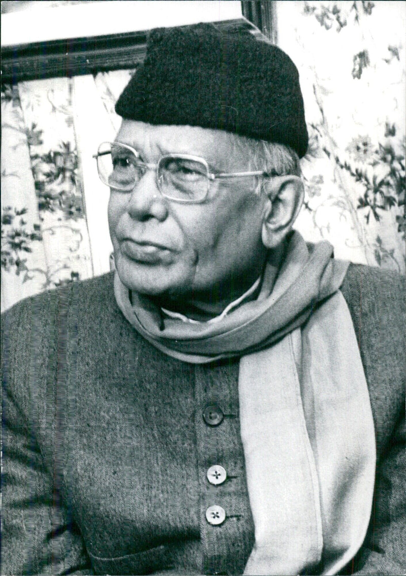 Indian Politicians: JAYAPRAKASH NARAYAN - Vintage Photograph