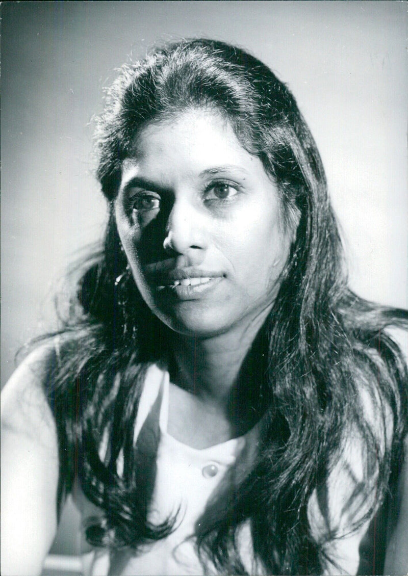 Shanthie Naidoo, activista sudafricana contra la discriminación racial - Vintage Photograph