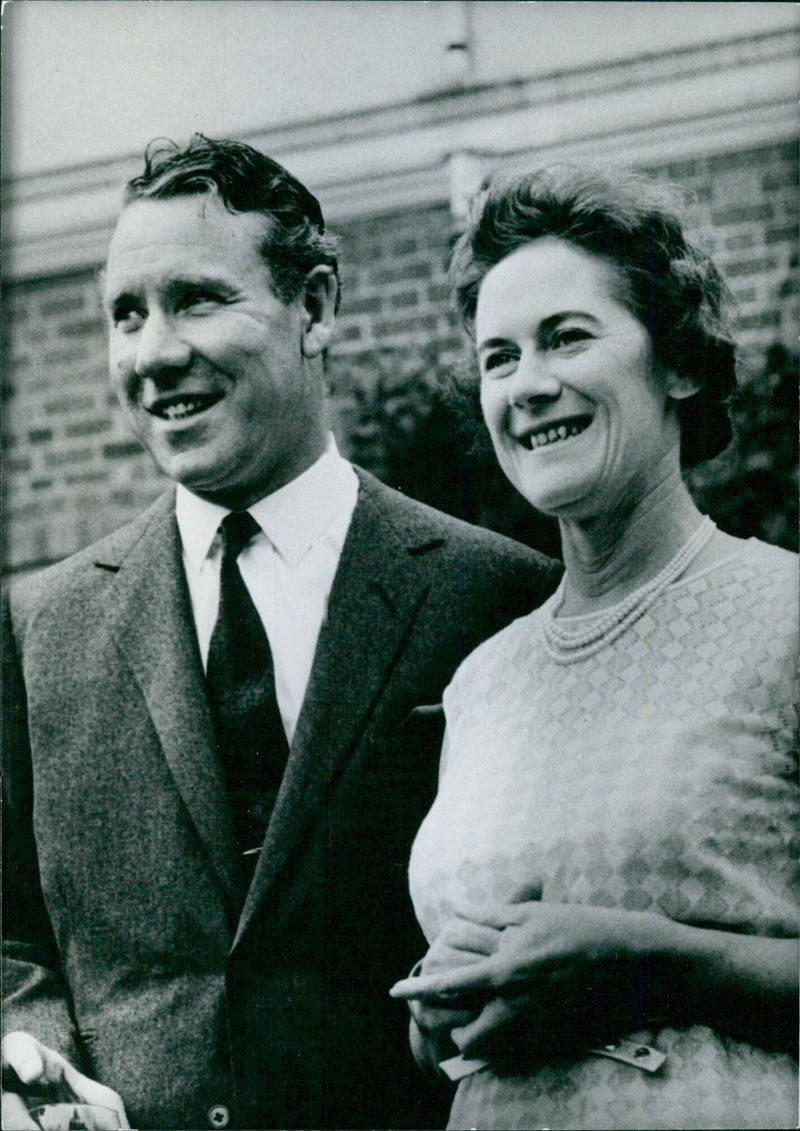 British Personalities: MR. & MRS. JOHN KING - Vintage Photograph