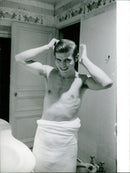 Manuel Beniter 2001 ASH 3 2 THE UND 4 - Vintage Photograph