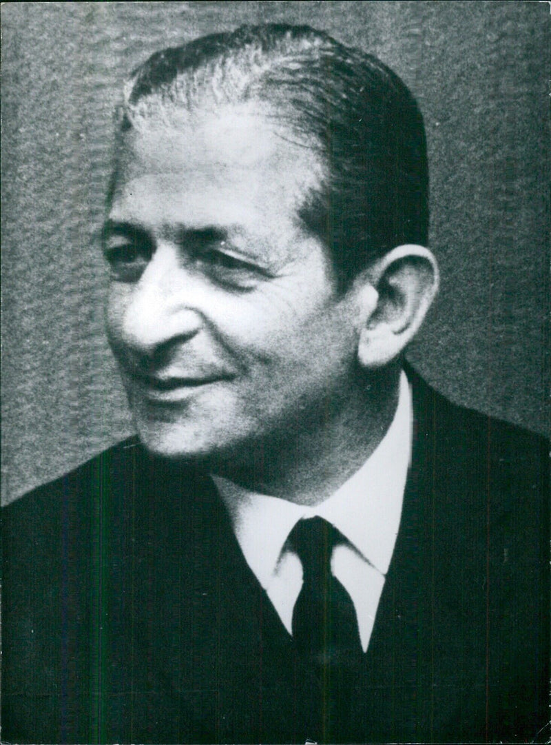 GIORGIO BORG OLIVIER, Maltese Prime Minister and Minister of Economic Planning and Finance - Vintage Photograph
