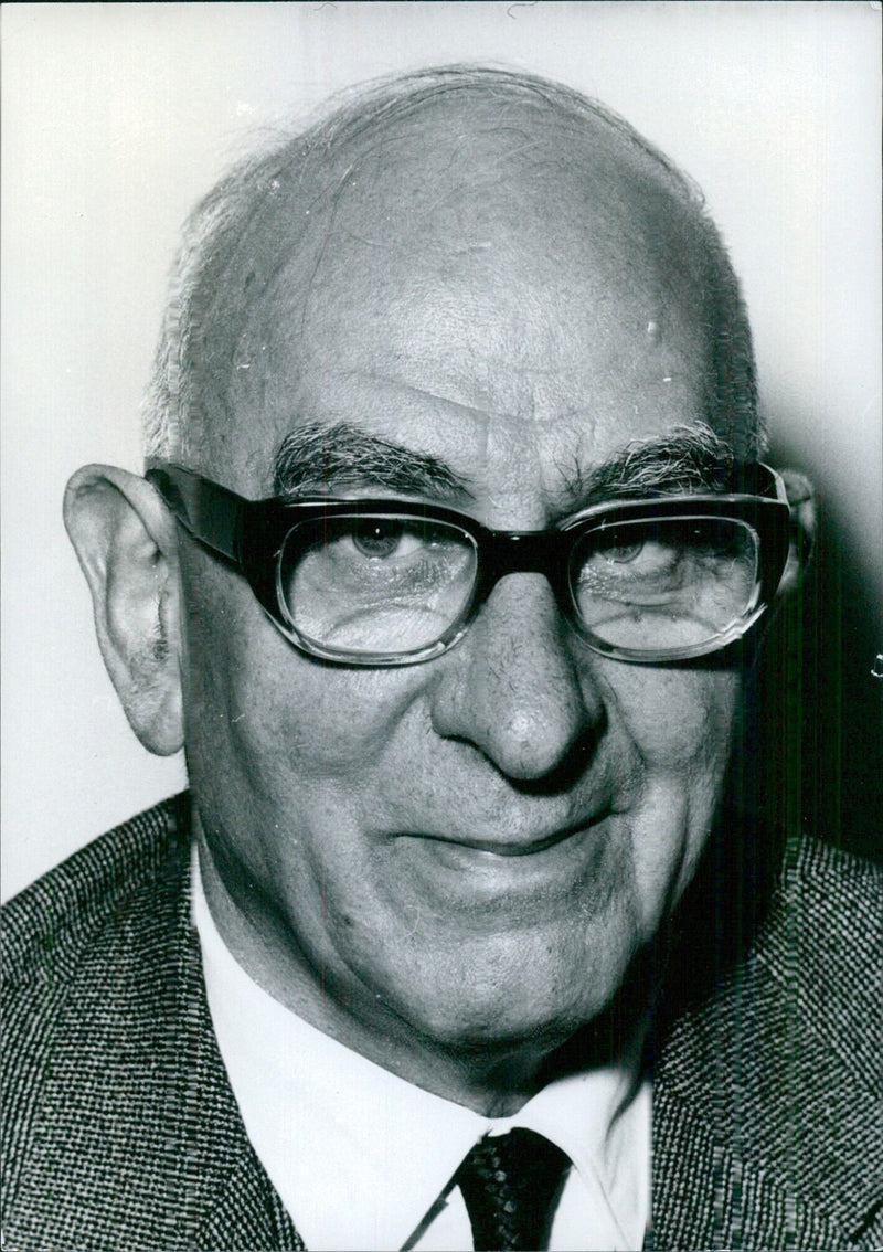 LORD RHODES, British Parliamentary Secretary - Vintage Photograph