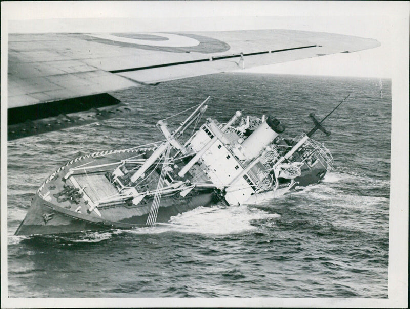 Aerial view of the stricken ship "Flying Enterprise" drifting in the sea - Vintage Photograph